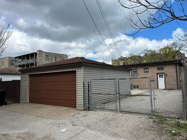 1757 E 71st Place, Chicago, IL 60649