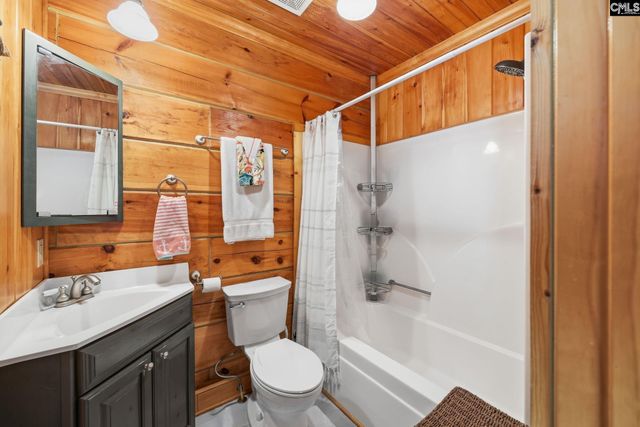 191 Rocky Pointe Road, Prosperity, SC 29127