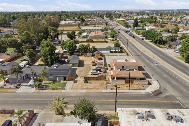 1724 Terrace Way, Bakersfield, CA 93304