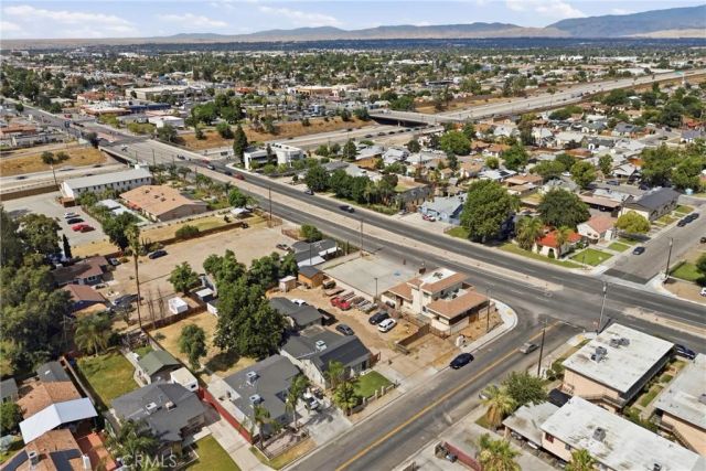 1724 Terrace Way, Bakersfield, CA 93304