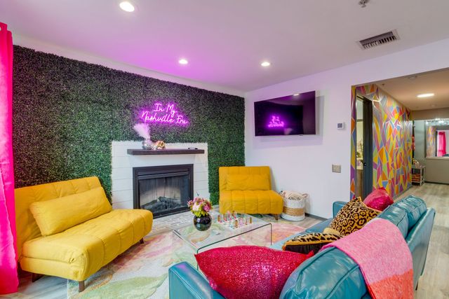 1032 1st Avenue, N, Nashville, TN 37201