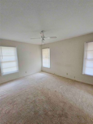5100 Melbourne Drive, Fort Worth, TX 76114