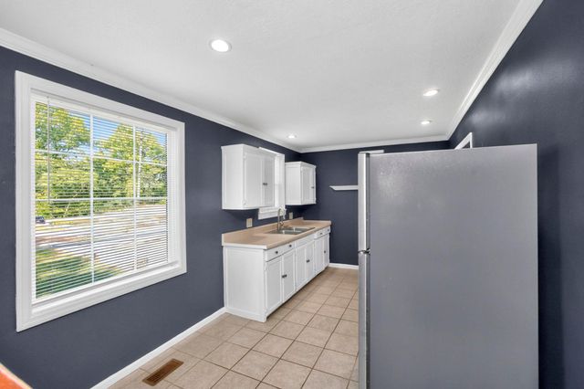 125 Neese Dr, Nashville, TN 37211