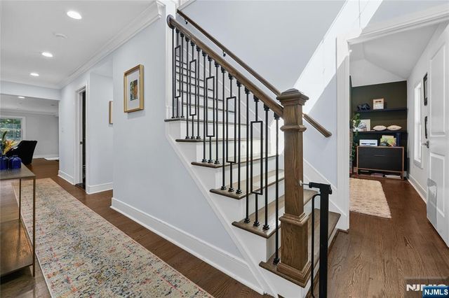 390 Prospect Street, Glen Rock, NJ 07452