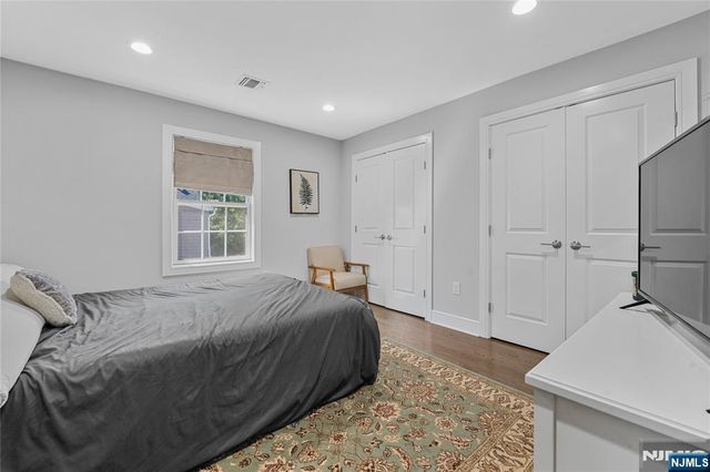 390 Prospect Street, Glen Rock, NJ 07452