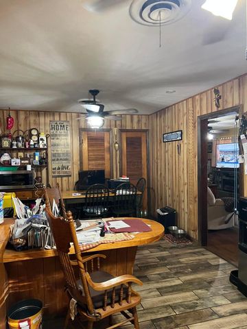 310 E 12th Street, Friona, TX 79035