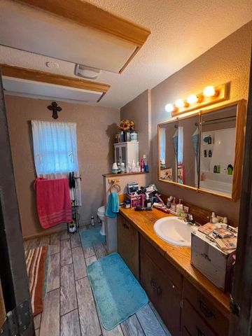 310 E 12th Street, Friona, TX 79035