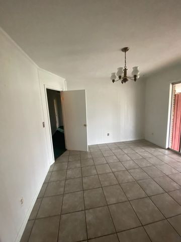 9235 S Park Ave, Dothan, AL 36301