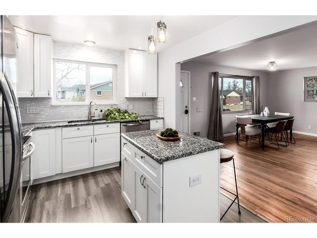 1040 E 112th Pl, Northglenn, CO 80233