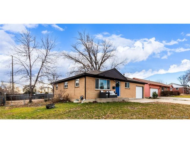 1040 E 112th Pl, Northglenn, CO 80233