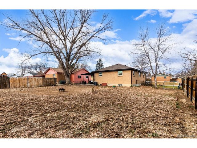 1040 E 112th Pl, Northglenn, CO 80233