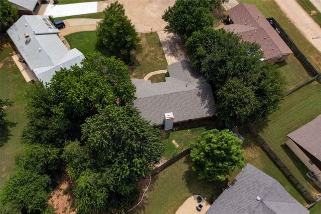 2533 Indian Creek Court, Oklahoma City, OK 73120
