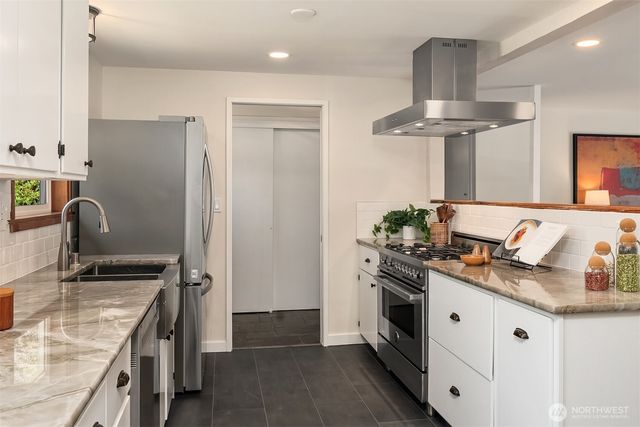 17914 50th Avenue S, Seatac, WA 98188