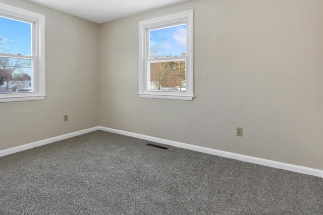 2 Tufts Drive, Nashua, NH 03064