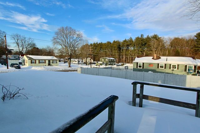 2 Tufts Drive, Nashua, NH 03064