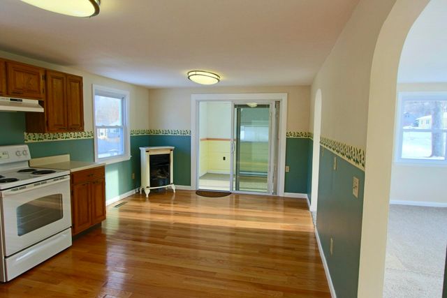 2 Tufts Drive, Nashua, NH 03064