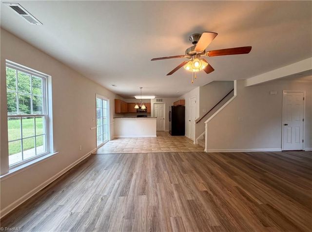 5503 Hardie Farm Drive, Greensboro, NC 27405