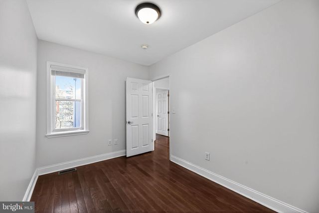 2413 N CARLISLE ST, Philadelphia, PA 19132