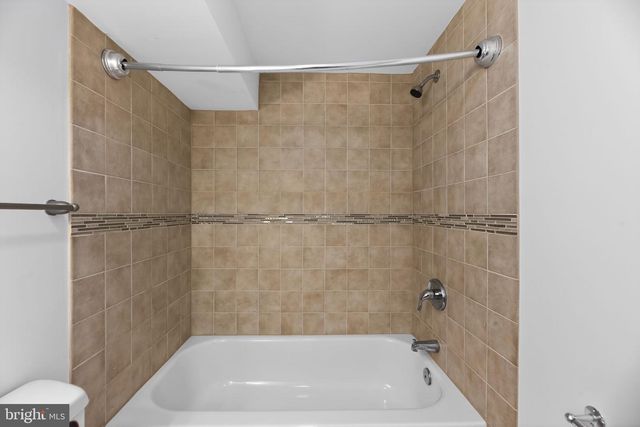 2413 N CARLISLE ST, Philadelphia, PA 19132