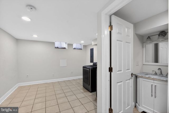 2413 N CARLISLE ST, Philadelphia, PA 19132