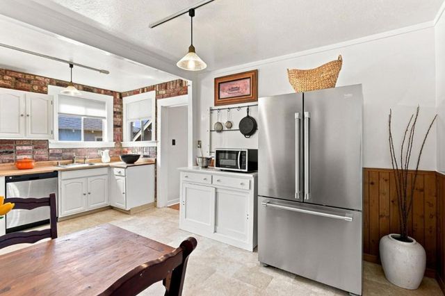 468 Donaldson Avenue, Pacifica, CA 94044