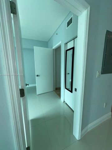 350 S Miami Ave 3115, Miami, FL 33130