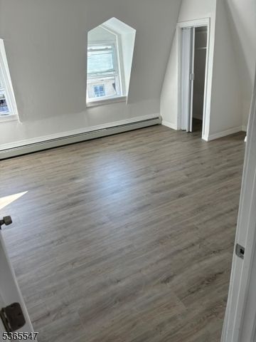 327 Ellison St, Paterson City, NJ 07501