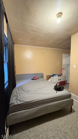 327 Ellison St, Paterson City, NJ 07501