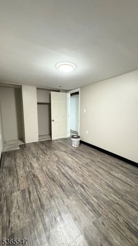 327 Ellison St, Paterson City, NJ 07501