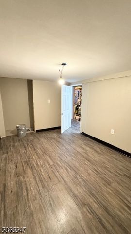 327 Ellison St, Paterson City, NJ 07501