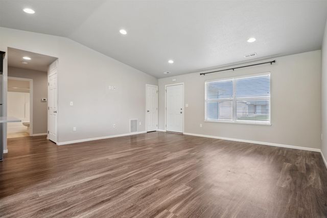 2903 Cohen Lane, Waterloo, IA 50701