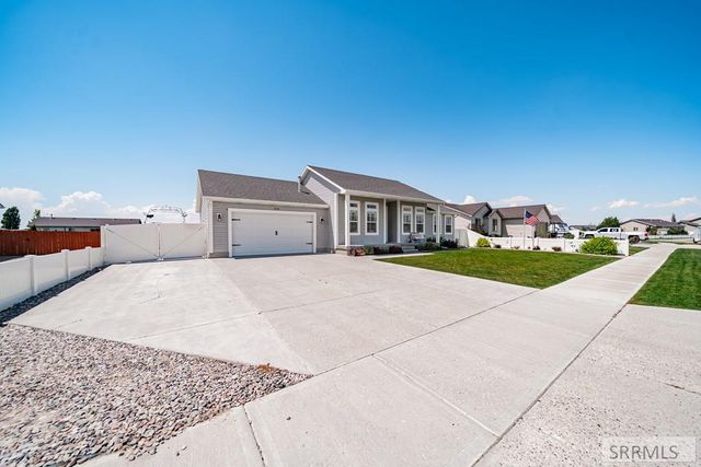 3731 N Pitney Way, Idaho Falls, ID 83401