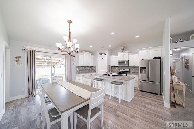 3731 N Pitney Way, Idaho Falls, ID 83401