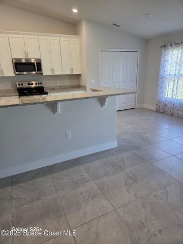 2437 Hagoplan Avenue SW, Palm Bay, FL 32908