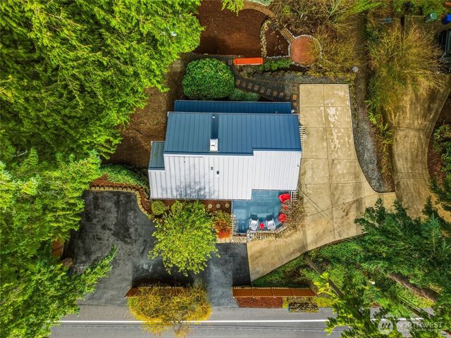 16714 SE Newport Way, Bellevue, WA 98006