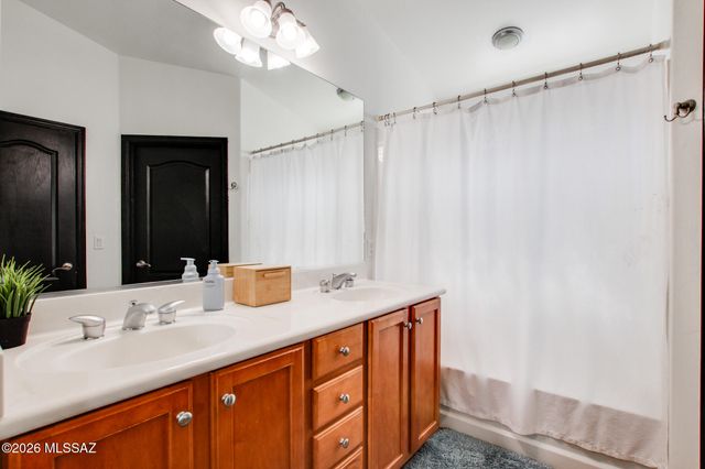 6968 S Spring Walk Drive, Tucson, AZ 85757