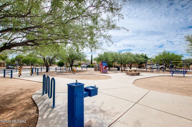 6968 S Spring Walk Drive, Tucson, AZ 85757