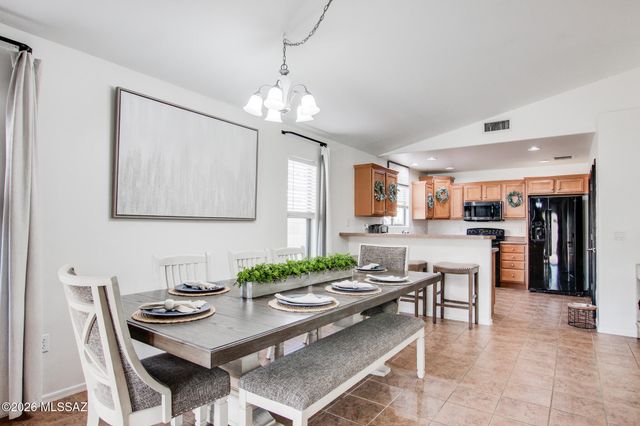 6968 S Spring Walk Drive, Tucson, AZ 85757