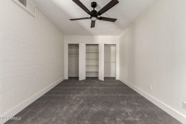 2535 E HARTFORD Avenue, Phoenix, AZ 85032