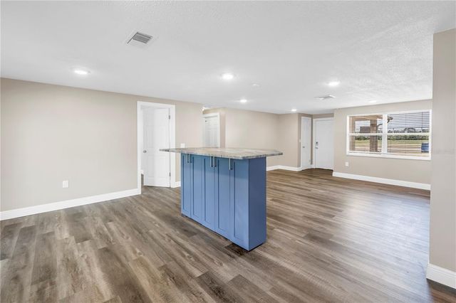518 62ND AVENUE NE, St Petersburg, FL 33702