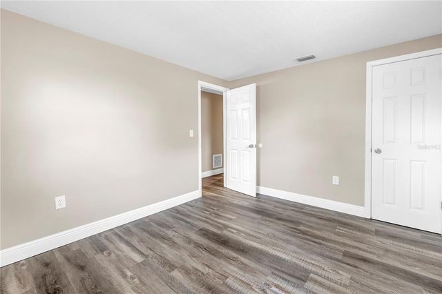 518 62ND AVENUE NE, St Petersburg, FL 33702