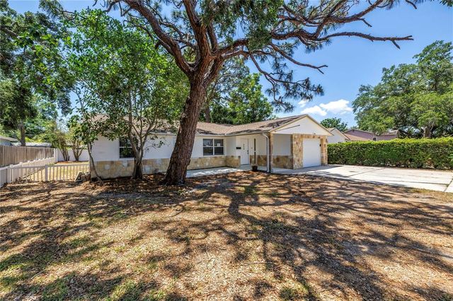 518 62ND AVENUE NE, St Petersburg, FL 33702