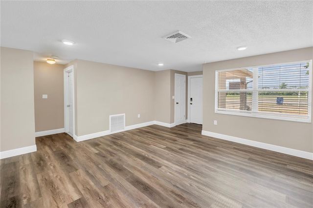 518 62ND AVENUE NE, St Petersburg, FL 33702