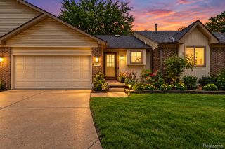 20473 Longwood Drive, Clinton Charter Township, MI 48038
