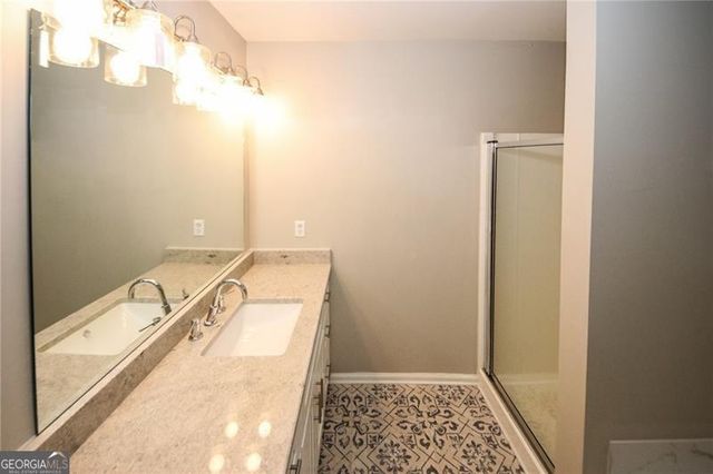 121 Stoneforest Drive, Woodstock, GA 30189