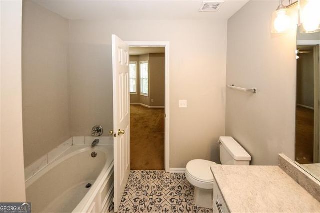 121 Stoneforest Drive, Woodstock, GA 30189