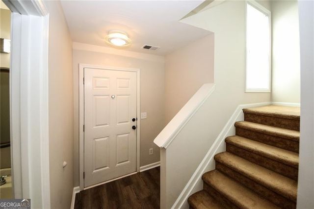 121 Stoneforest Drive, Woodstock, GA 30189