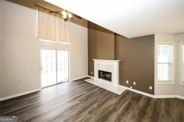 121 Stoneforest Drive, Woodstock, GA 30189