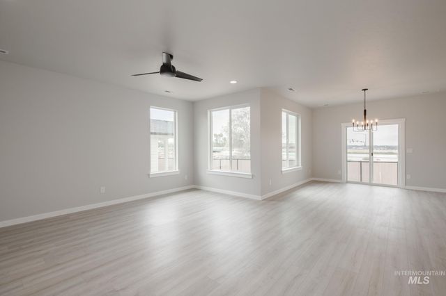 2940 N Schimigadoon Way, Eagle, ID 83616