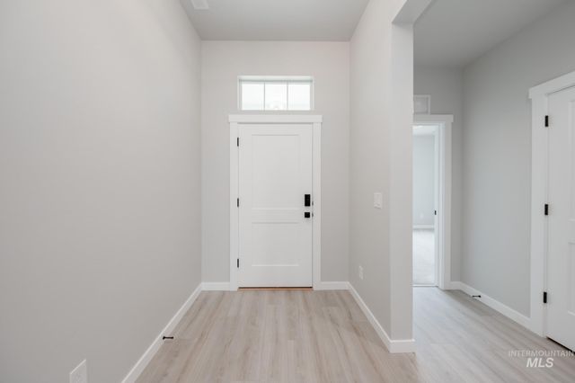 2940 N Schimigadoon Way, Eagle, ID 83616